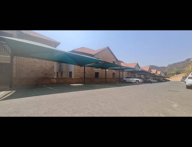 2 BEDROOM APARTMENT FOR SALE IN WINCHESTER HILLS